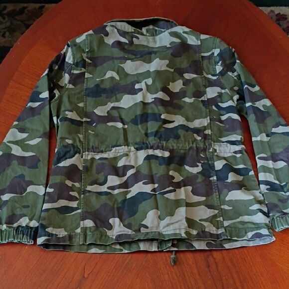 Old Navy Camouflage Jacket - Size: Medium (1061) - Picture 4 of 4